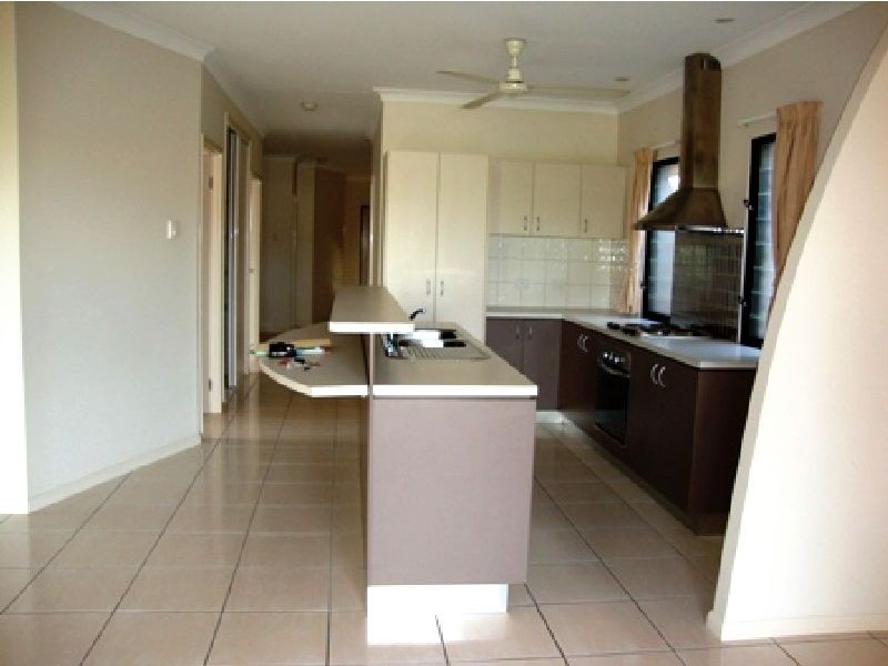 2/3 Odegaard Drive, Rosebery NT 0832