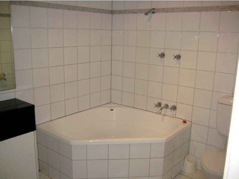 2/8 Gardens Road, The Gardens NT 0820