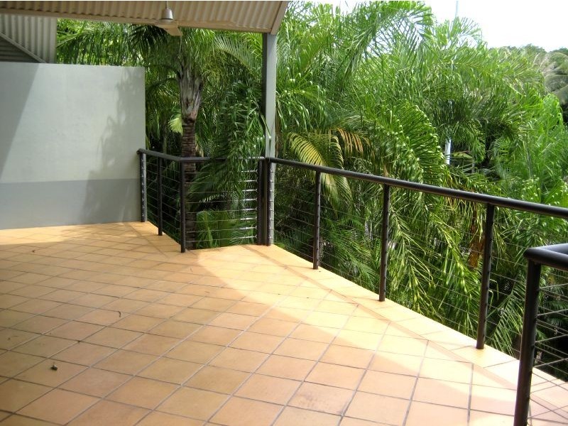 2/8 Gardens Road, The Gardens NT 0820