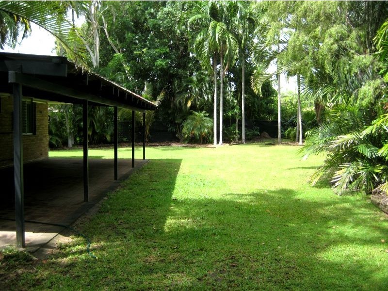 9 Edgeview Court, Leanyer NT 0812