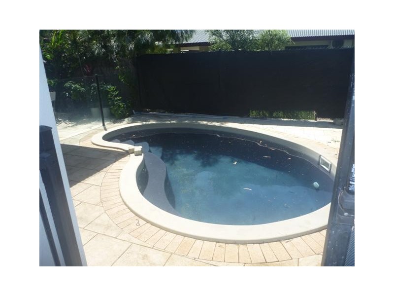 42 Richards Crescent, Rosebery NT 0832