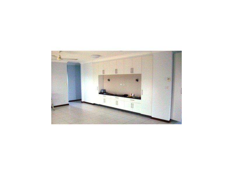 42 Richards Crescent, Rosebery NT 0832