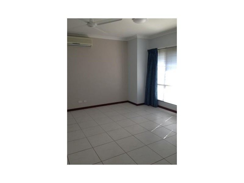 42 Richards Crescent, Rosebery NT 0832