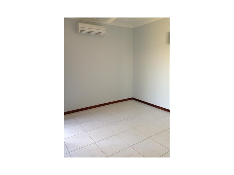 42 Richards Crescent, Rosebery NT 0832