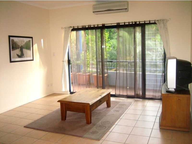2/4 McMinn Street, Darwin NT 0800
