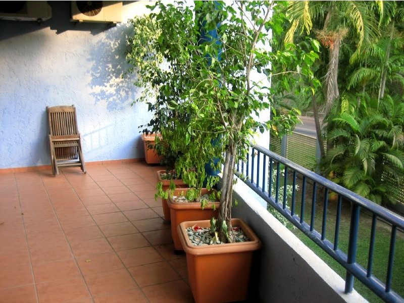 2/4 McMinn Street, Darwin NT 0800