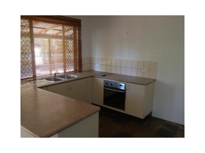 2 Lobelia Court, Rosebery NT 0832