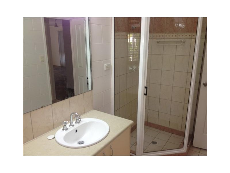 2 Lobelia Court, Rosebery NT 0832
