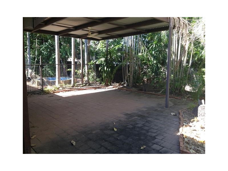 27 Kapalga Street, Tiwi NT 0810