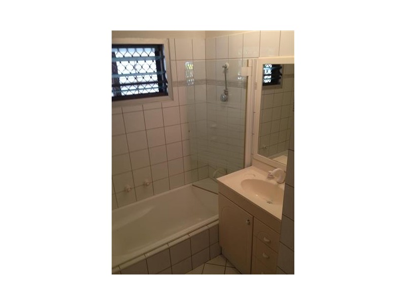 27 Kapalga Street, Tiwi NT 0810