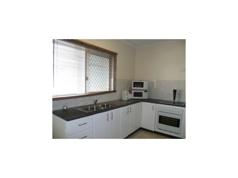 12/27 Mannikan Court, Bakewell NT 0832