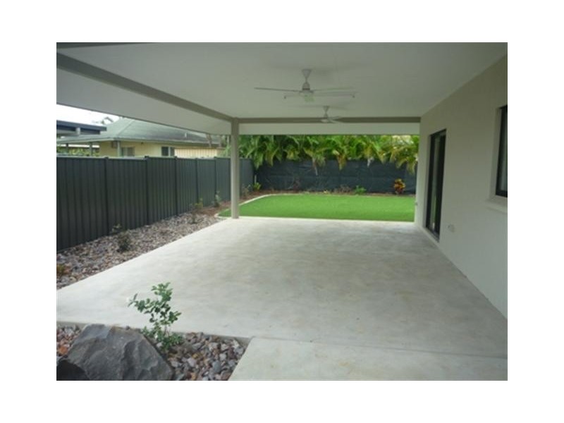 24 Bryden Street, Rosebery NT 0832