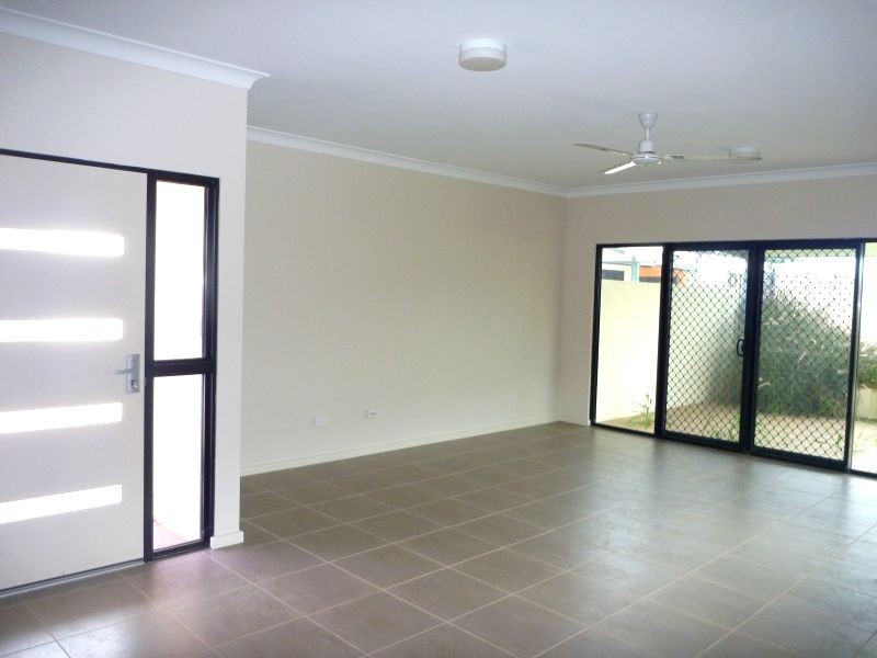 11/12 Duwan Road, Rosebery NT 0832