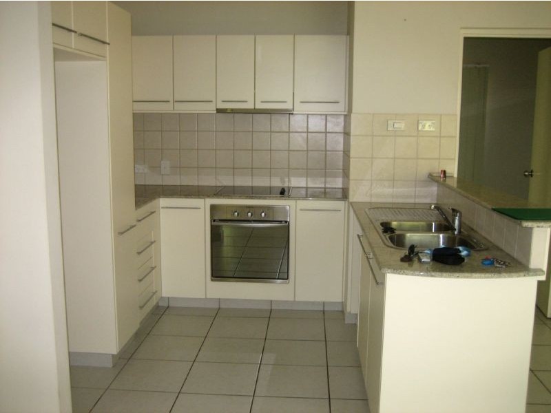 1/8 Sovereign Circuit, Coconut Grove NT 0810