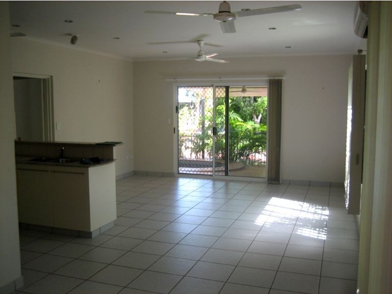 1/8 Sovereign Circuit, Coconut Grove NT 0810