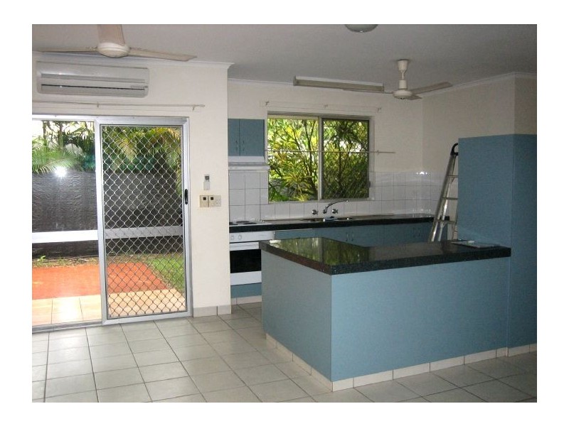 49 Wearing Crescent, Karama NT 0812