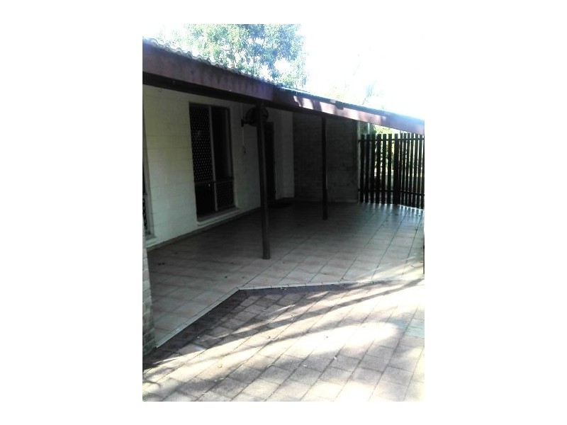 49 Wearing Crescent, Karama NT 0812