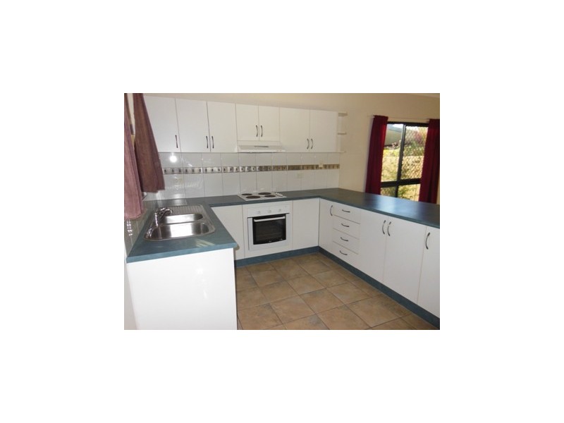 10/11 Sonder Crescent, Bakewell NT 0832