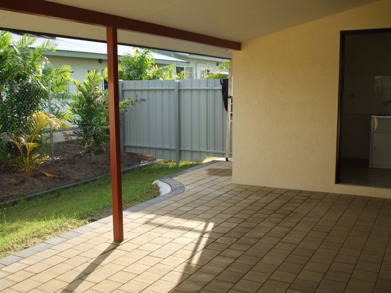 10/11 Sonder Crescent, Bakewell NT 0832