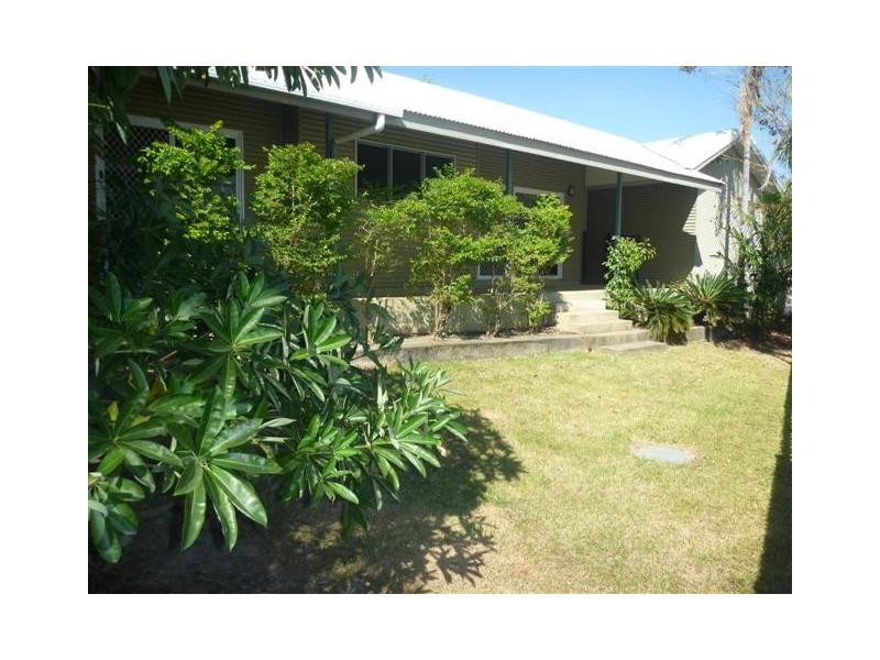 1 Pon Court, Driver NT 0830