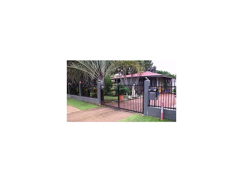 17 Kafcaloudes Crescent, Moulden NT 0830