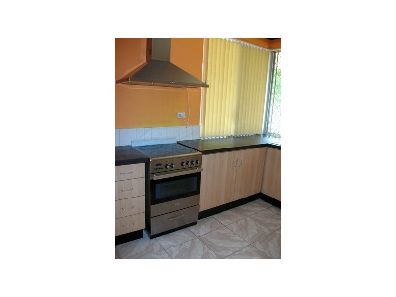 17 Kafcaloudes Crescent, Moulden NT 0830