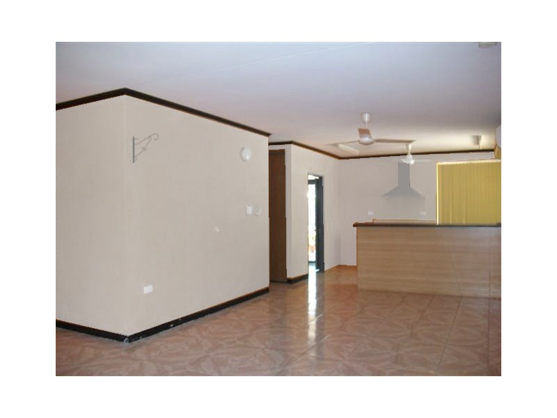 17 Kafcaloudes Crescent, Moulden NT 0830