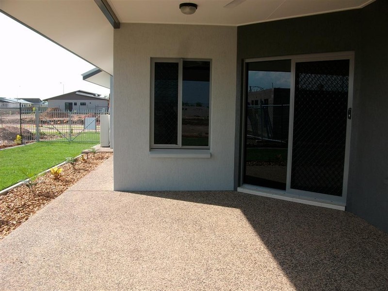 15 Clarke Street, Bellamack NT 0832