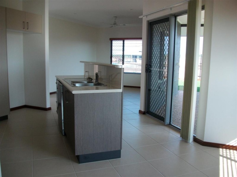 15 Clarke Street, Bellamack NT 0832