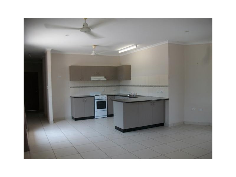 1/8 Priore Court, Moulden NT 0830