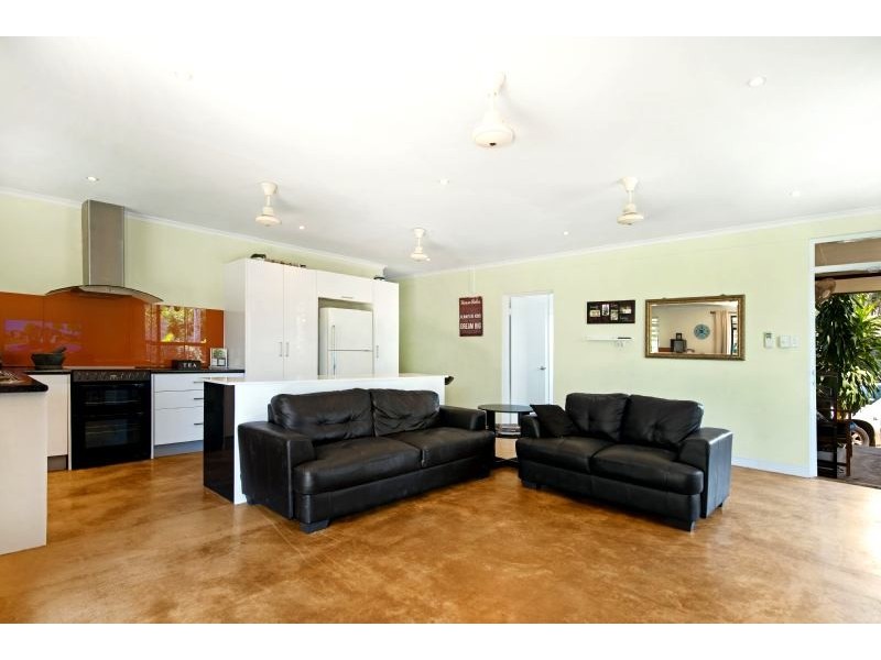 18 Canonbury Circuit, Driver NT 0830