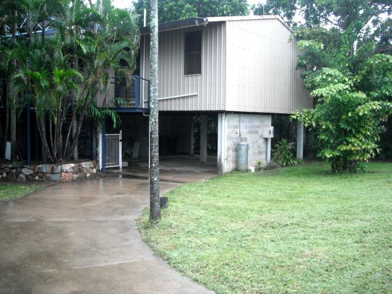 85 Henbury Ave, Tiwi NT 0810