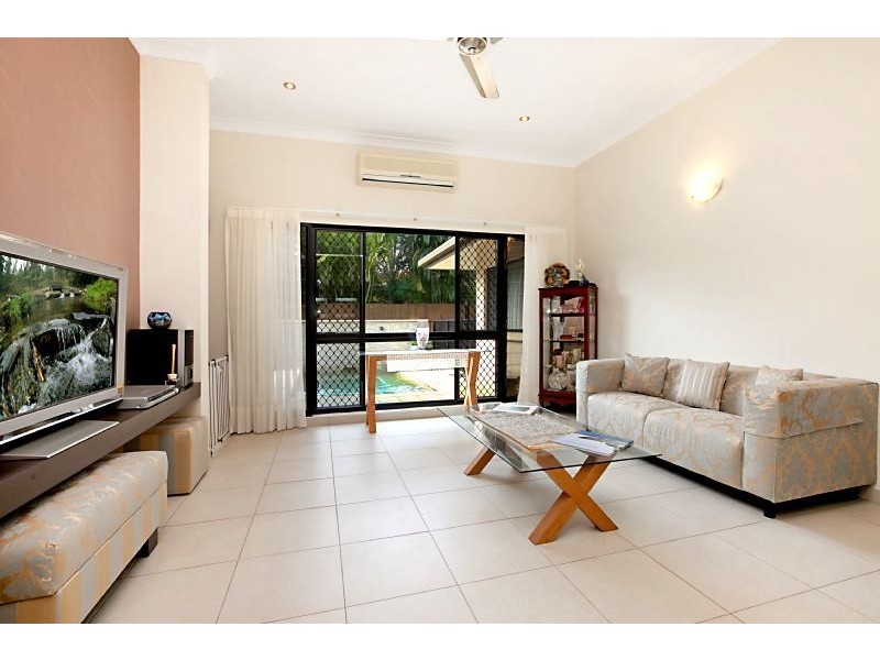 12 Bryden Street, Rosebery NT 0832