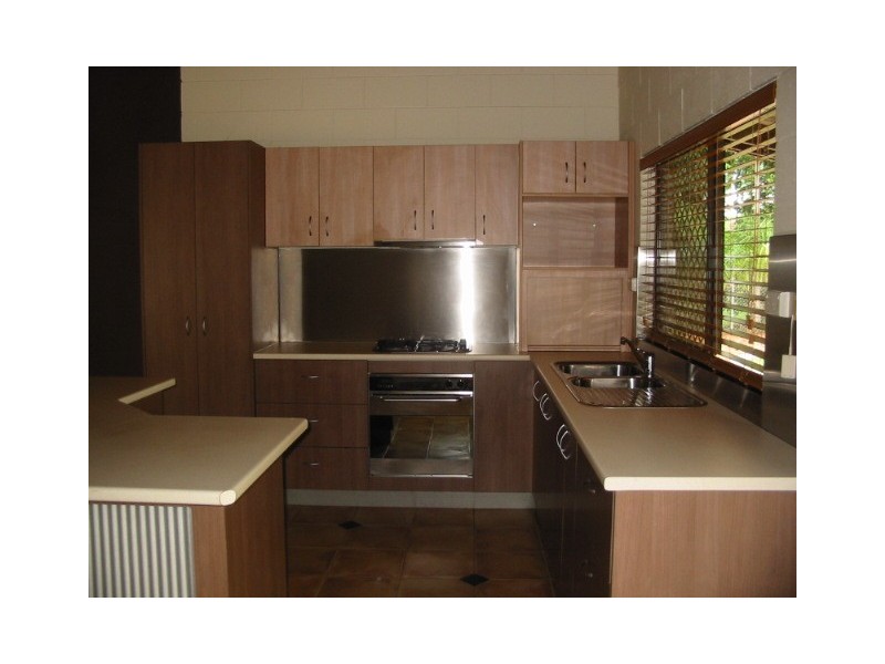 15 Compass Court, Woodroffe NT 0830