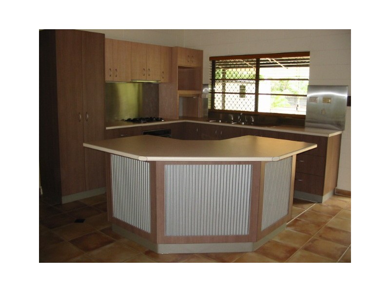 15 Compass Court, Woodroffe NT 0830