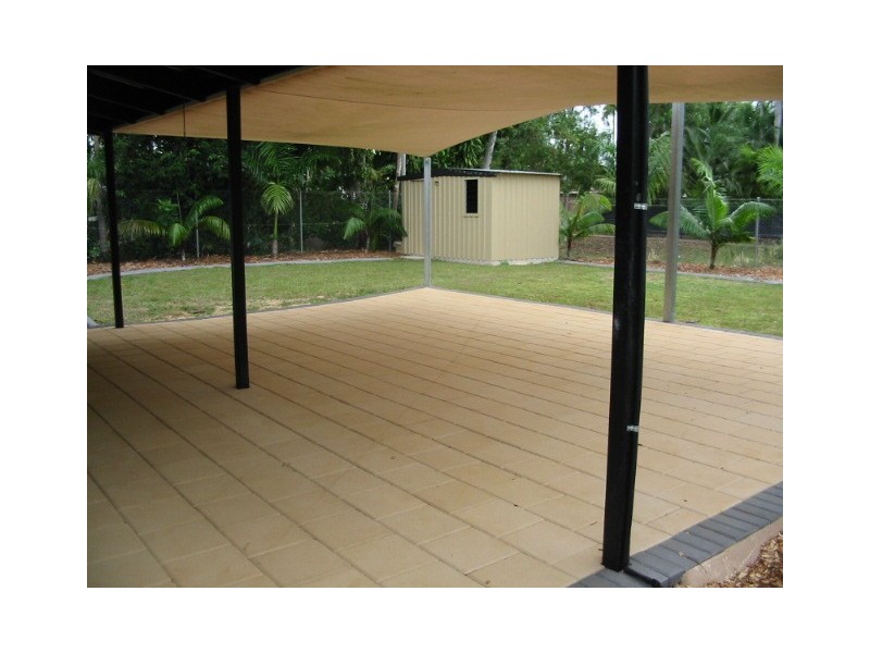 15 Compass Court, Woodroffe NT 0830