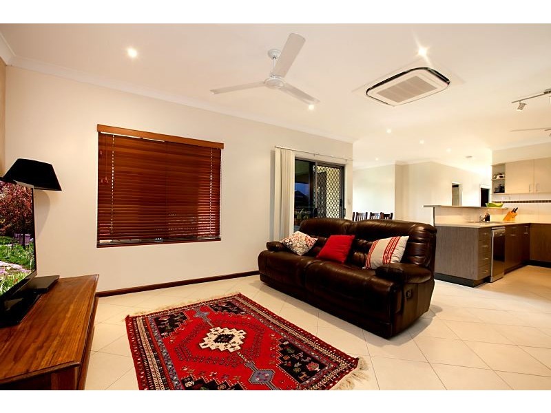 2 Amans Place, Rosebery NT 0832