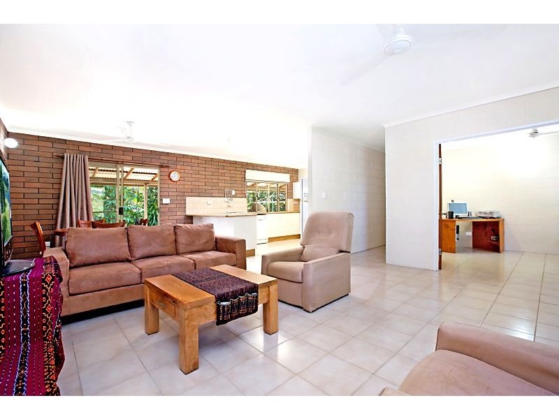 10 Buckland Court, Moulden NT 0830