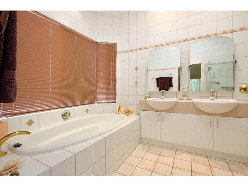 2 Gunbar Street, Bayview NT 0820