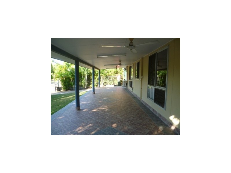 4 Hodgson Drive, Leanyer NT 0812