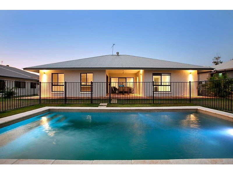 12 Deane Crescent, Rosebery NT 0832