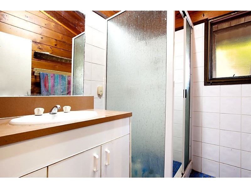 5 Peters Street, Coconut Grove NT 0810