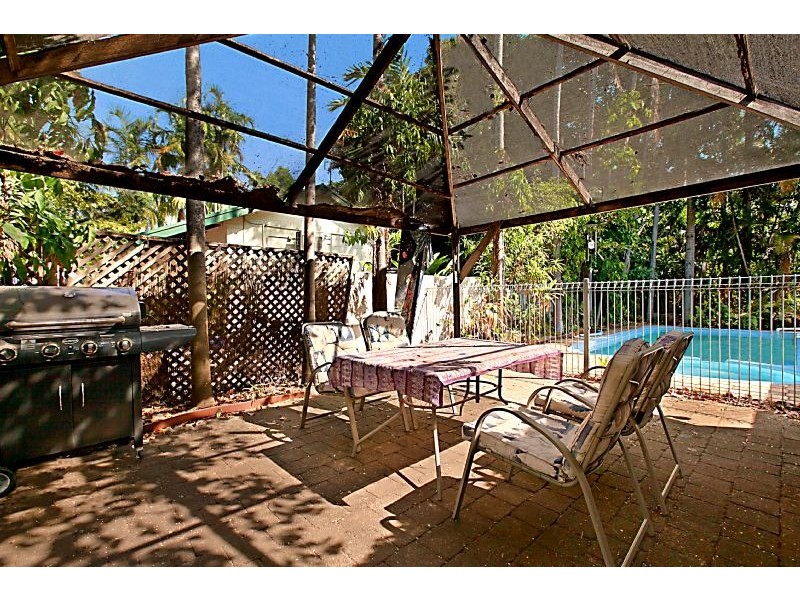 5 Peters Street, Coconut Grove NT 0810