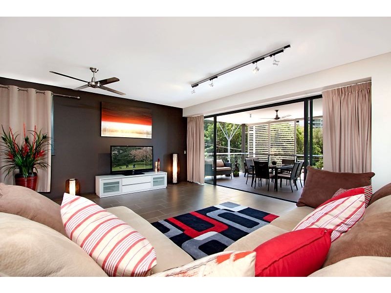 104/19B Kitchener Drive, Darwin NT 0800