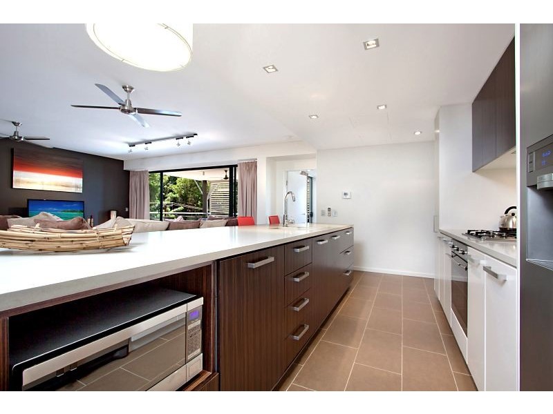 104/19B Kitchener Drive, Darwin NT 0800