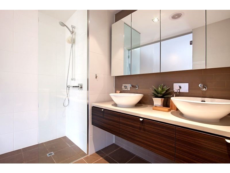 104/19B Kitchener Drive, Darwin NT 0800