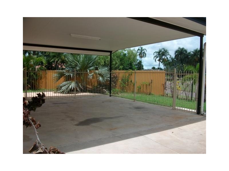 1/8 Priore Court, Moulden NT 0830