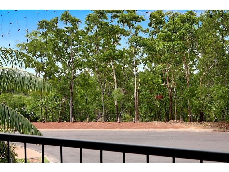 8 Bellatrix Court, Woodroffe NT 0830