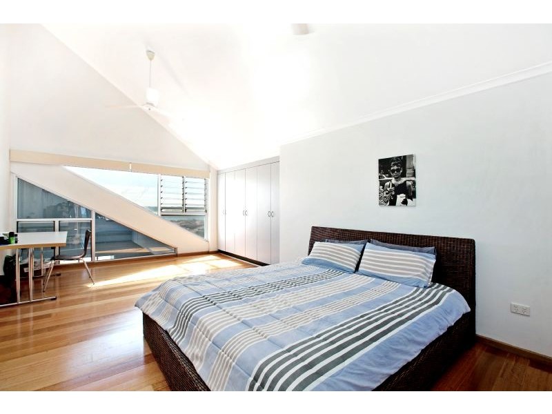 18/18 Harry Chan Avenue, Darwin NT 0800