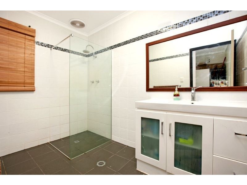 30 McInnis Circuit, Driver NT 0830